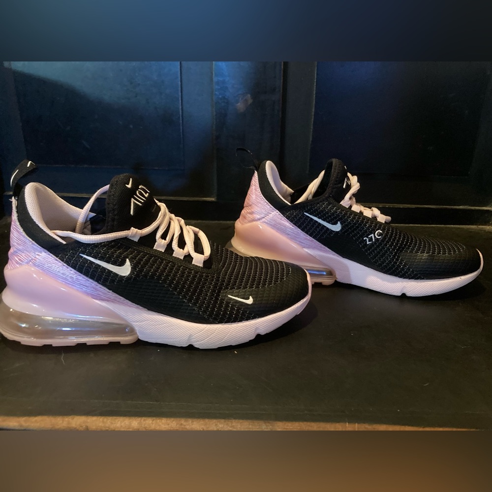 Nike air max 270 in black and pink!